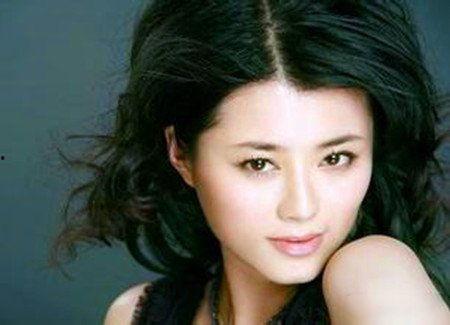 余倩雯个人资料演员,光影交织下的璀璨星途